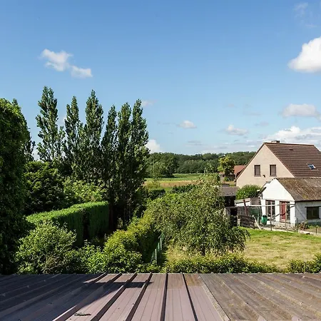 Holiday home In A Quiet Location Nearby The Woods Ruiselede